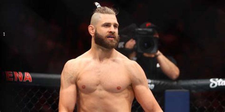 Ji Prochzka (MMA Fighter) - Age, Birthday, Bio, Facts, Family, Net Worth, Height & More ·
