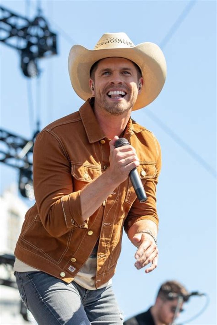 VivaVlog | Dustin Lynch (Country Singer)